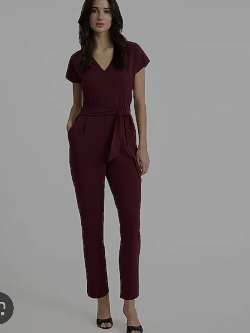 EXPRESS NWT BURGUNDY V NECK TIE WAIST POCKETED SHORT SLEEVE JUMPSUIT SZ MED